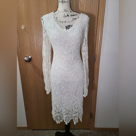 Cartise Lace Crochet Boho Bodycon Long Sleeve Midi Dress - Picture 1 of 4